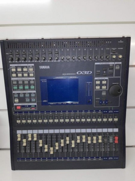 YAMAHA Digital Mischer 03D (gebraucht)
